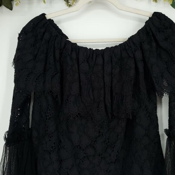 Revolve Alexis Laurena Off the Shoulder Black Top Size Medium NWT - Picture 4 of 11